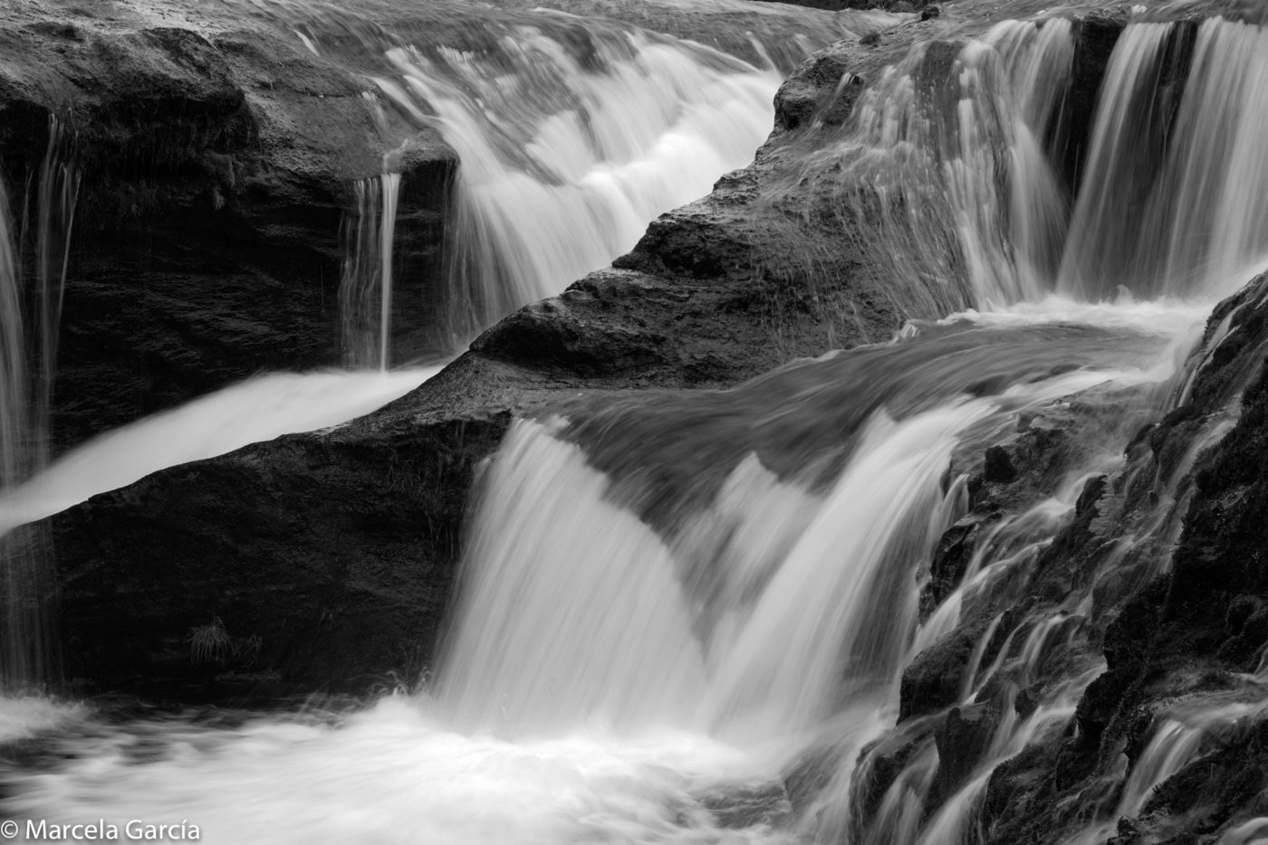 Cascada en Gjáin, Thorsárdalu
