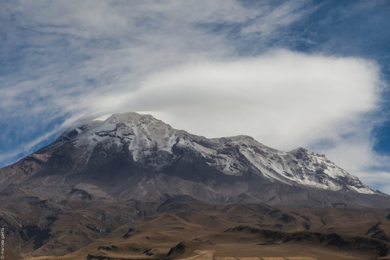 Ceniza cubriendo El Chimborazo